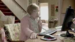 ABUELA 1 - CAMPAÑA ABUELA