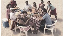 FAMILIA