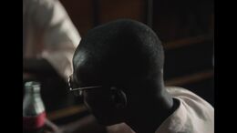 ÍNTIMOS DESCONOCIDOS